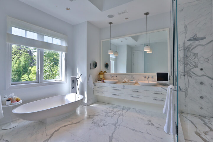 157 South Drive - Master Ensuite