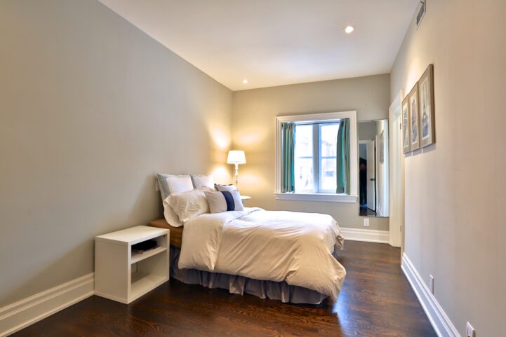 91 Crescent Road - Bedroom Small Bed