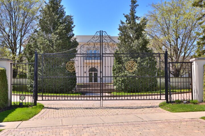 16 High Point Road - Exterior Gate
