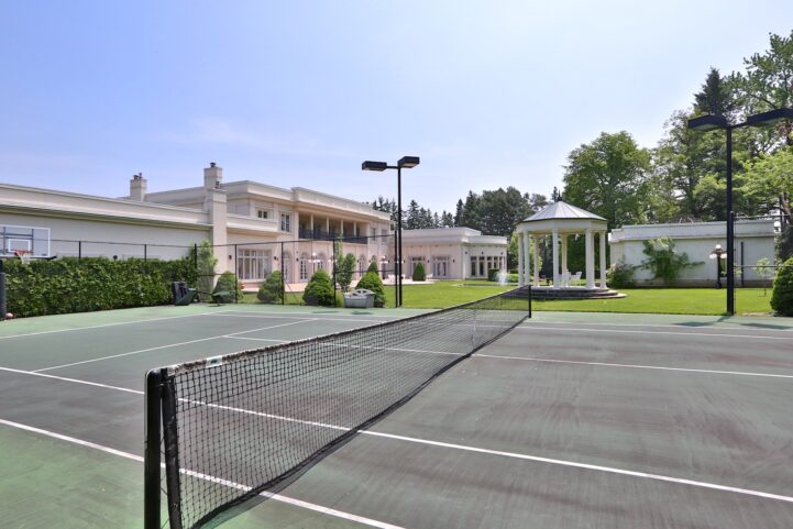 16 High Point Road - Tennis Court