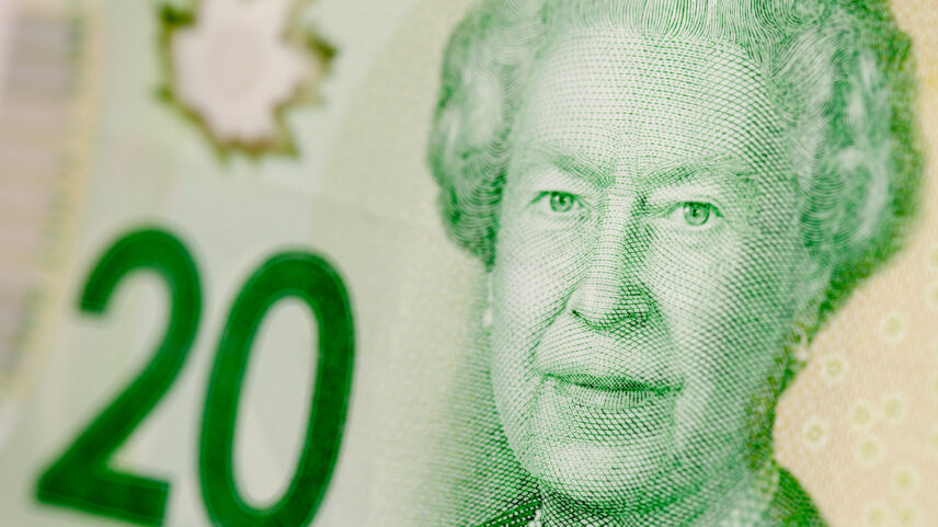 Canadian Weekly Wages Grow At Slowest Pace In 20 Years
