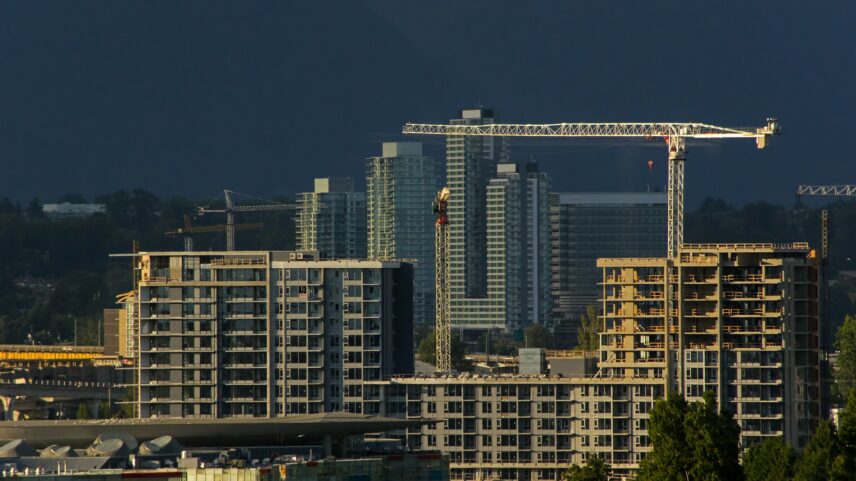 Detached Real Estate Prices Are Falling In These 5 Areas of Vancouver