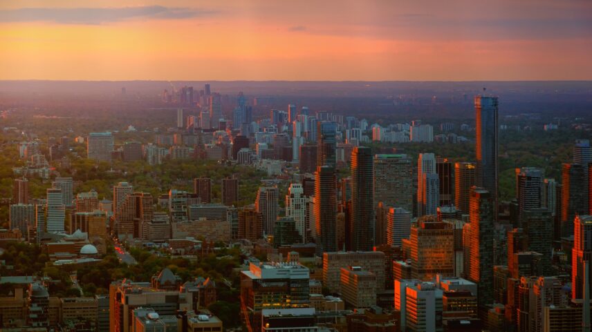 Toronto Real Estate Prices Make The Biggest Drop Since 2009