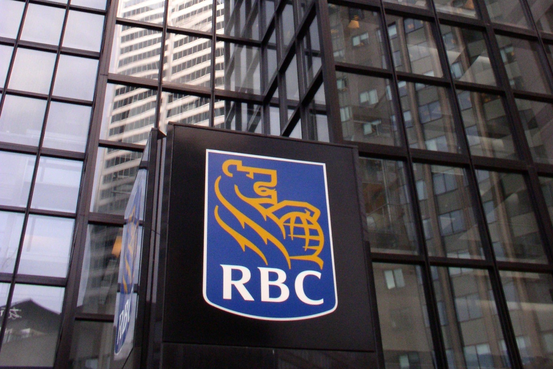 Canadian Affordability Crisis To Continue Through 2026: RBC