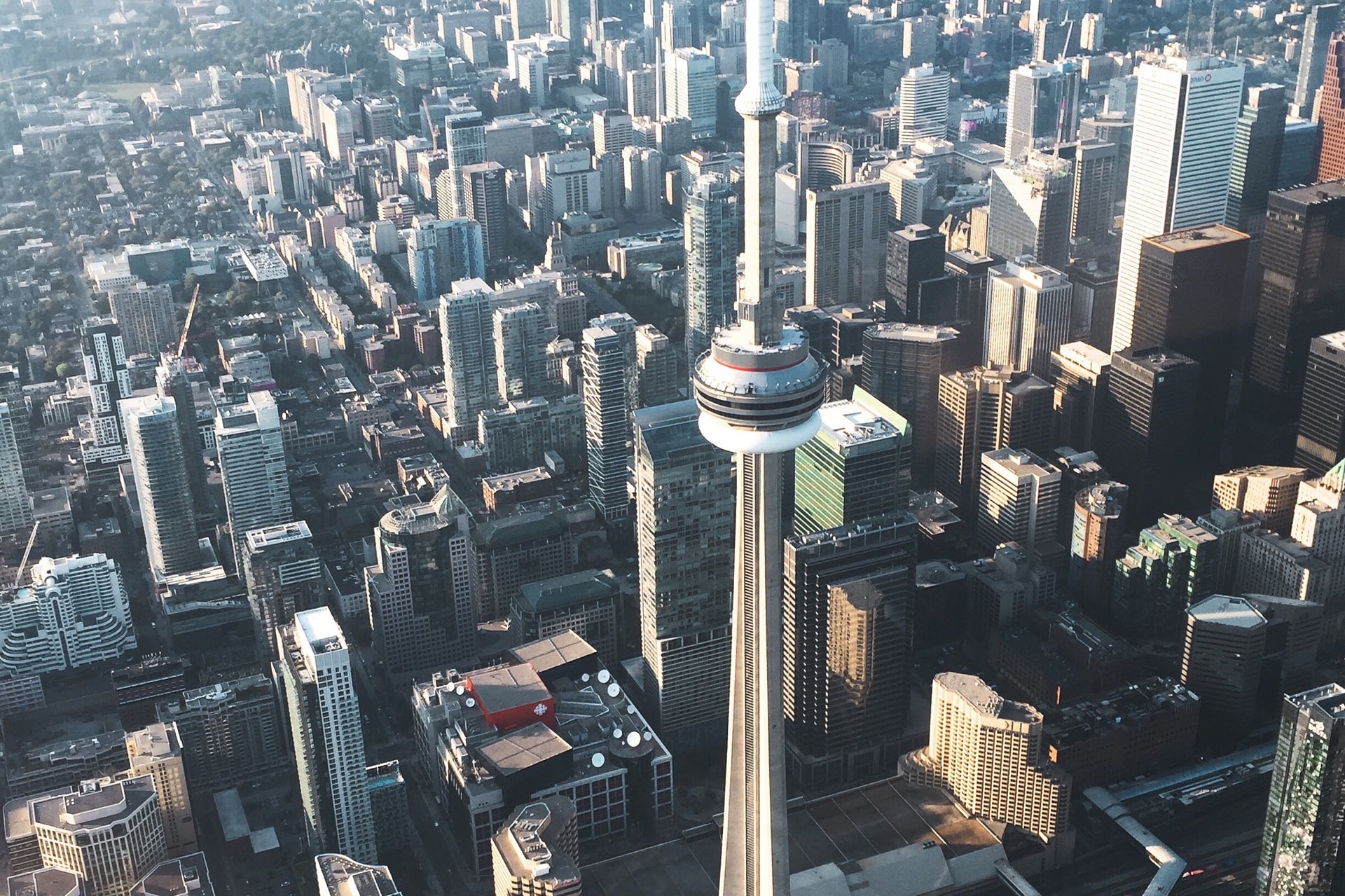 Canada’s Real Estate Bubble Has Grown Over 800 Faster Than US Home