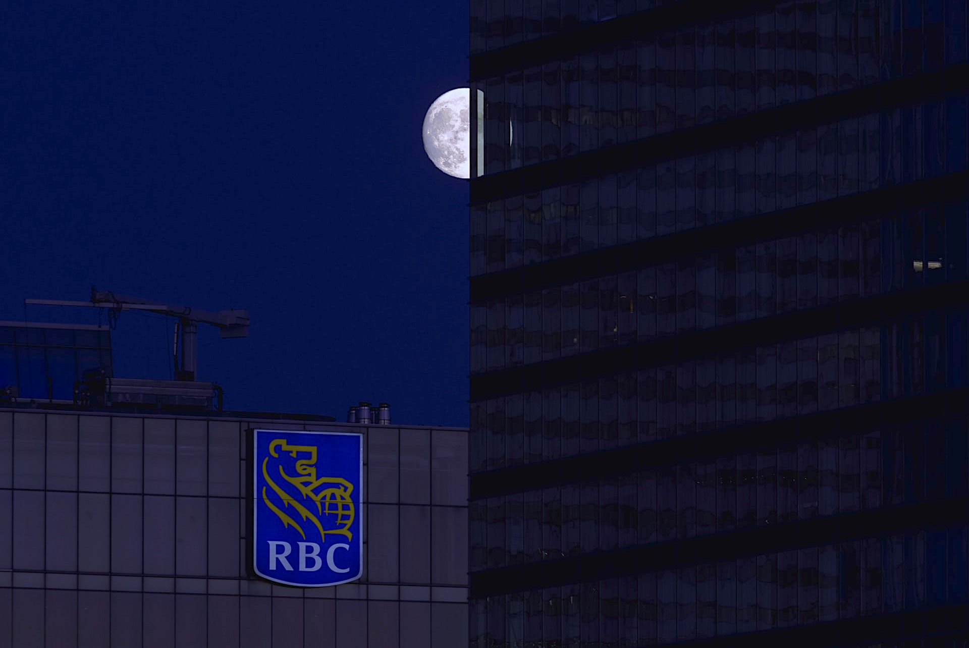 RBC Warns Canada’s Real Estate Price Correction Is Spreading, Calls