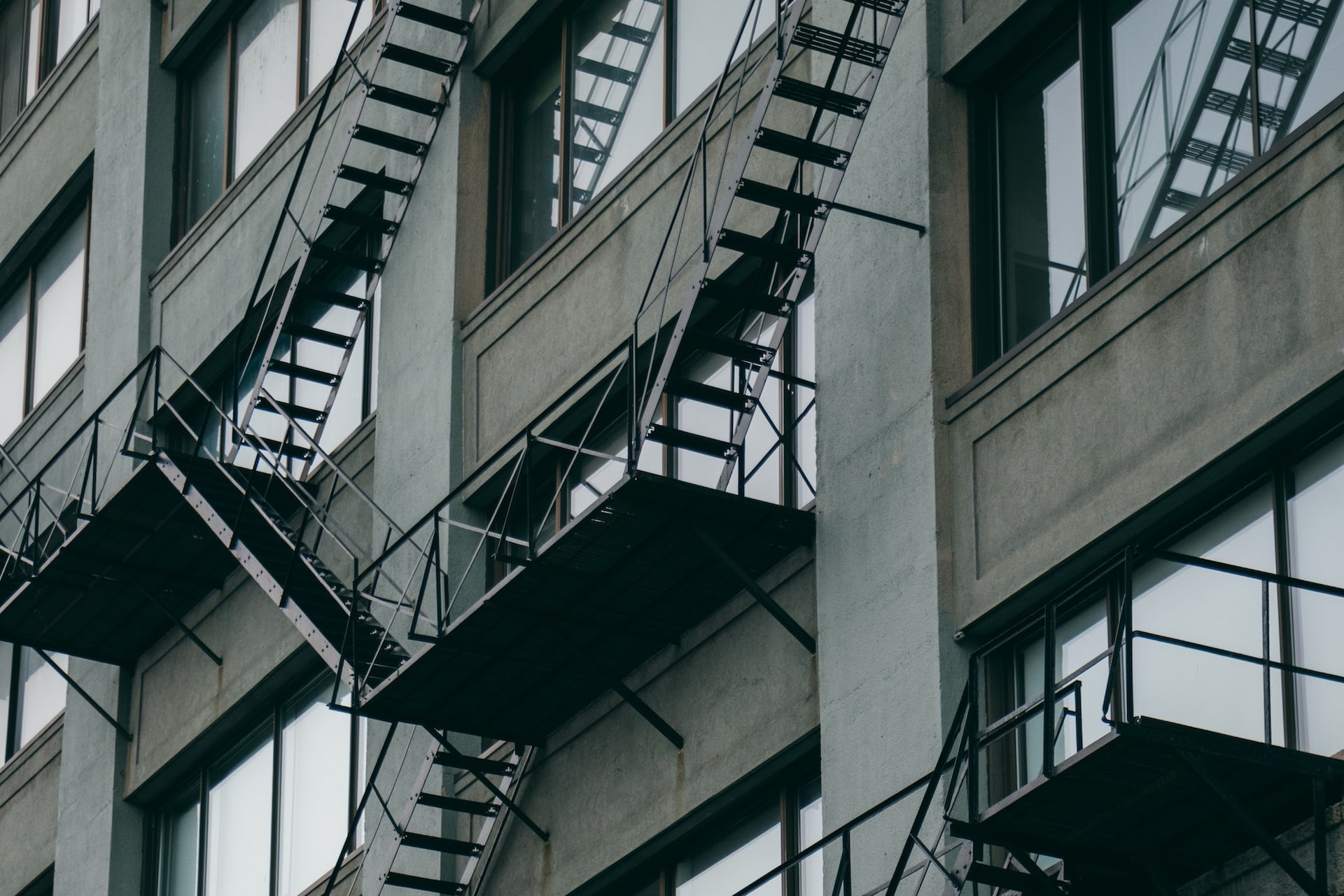 Canadian Mortgage Brokers Have Riskier Clients Exploited For More Canadian Mortgage Brokers Have Riskier Clients Exploited For More