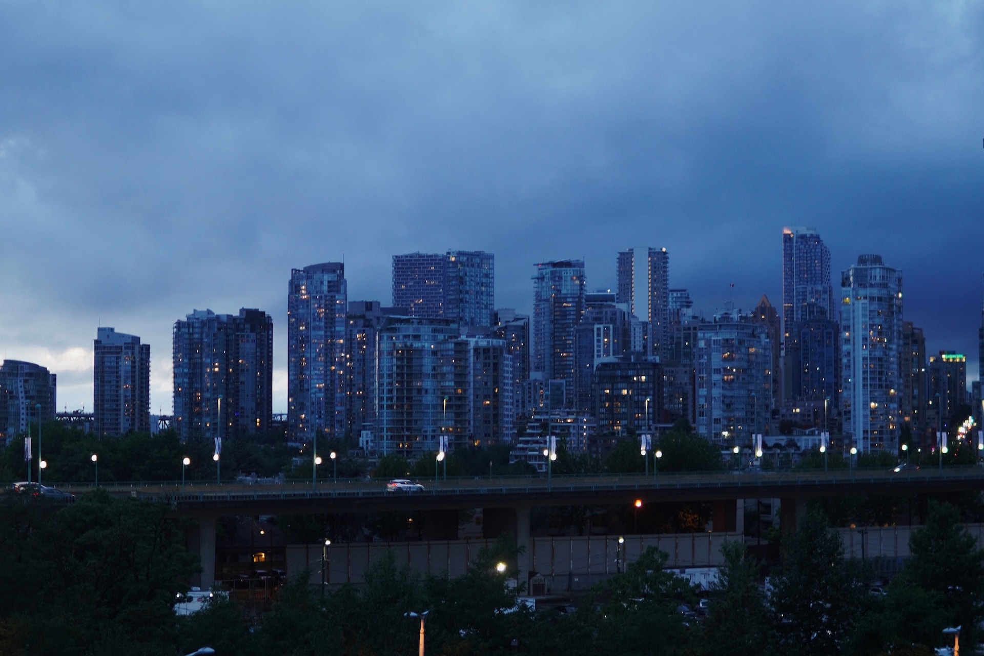 Canadian Households Get Left Behind As Real Disposable Falls Better Dwelling