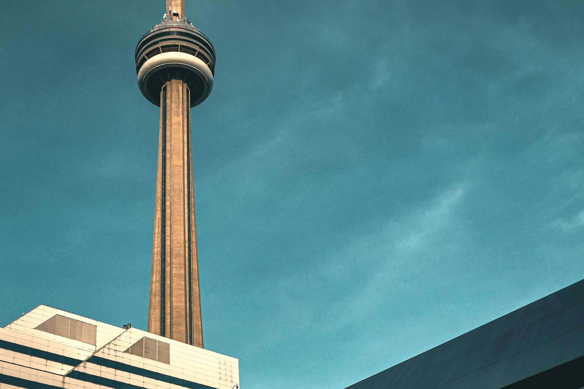 This Week’s Top Stories: Fitch Warns Canada Faces Credit Downgrade, & Low Scrutiny Mortgages