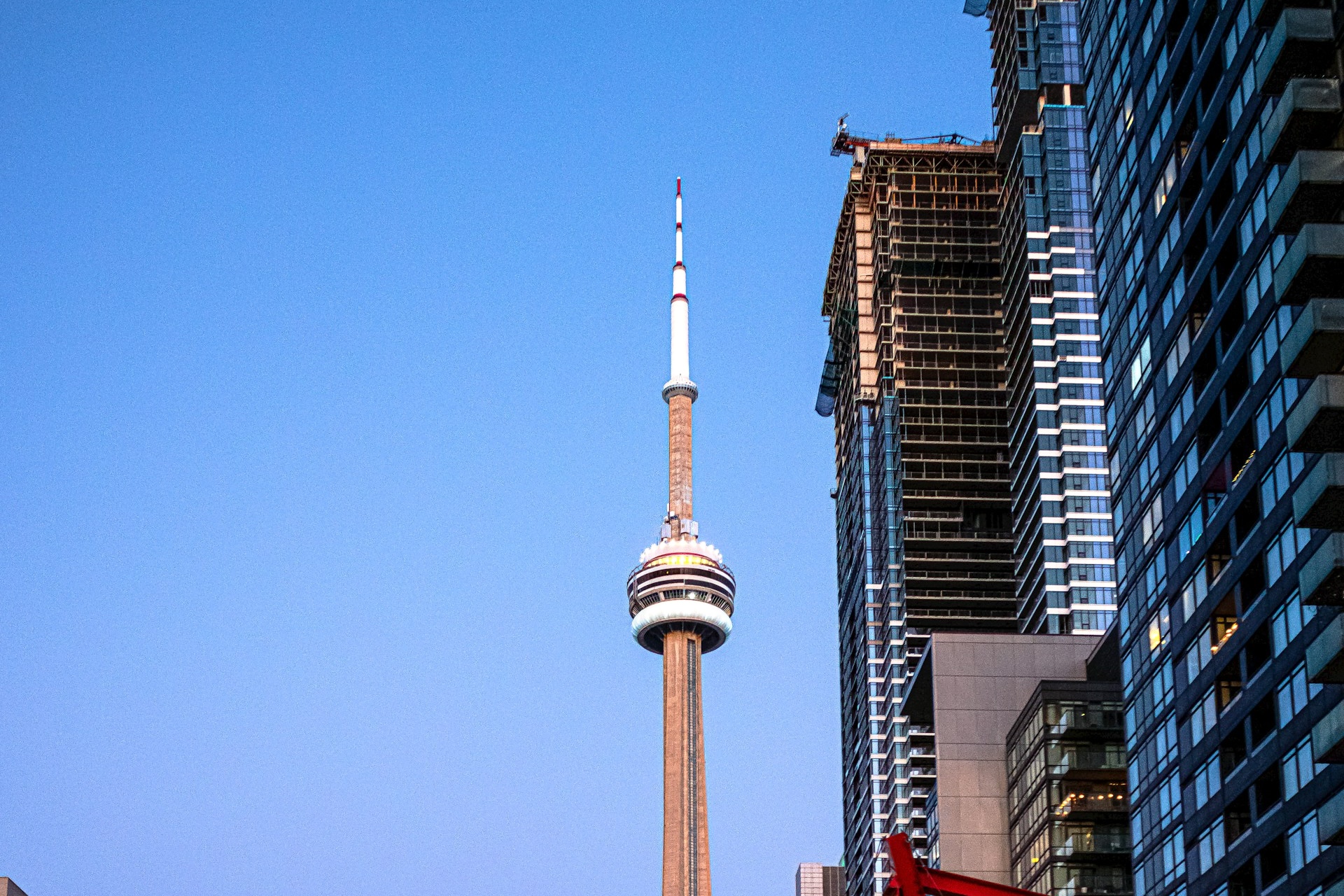 Toronto Real Estate Prices Slip Further, Weak Sales Meet Record Inventory