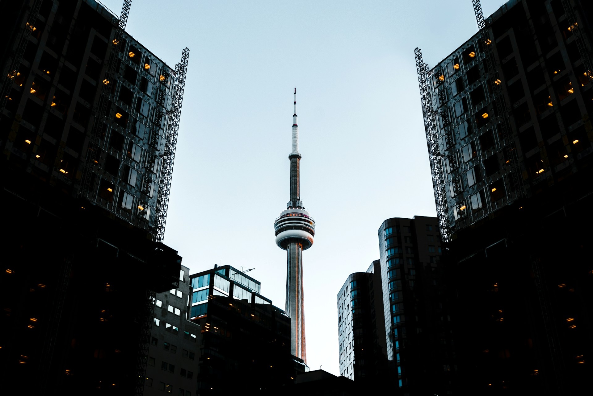 Canada’s Rich Are Defaulting On Mortgages At 2x The Rate of Smaller Loans