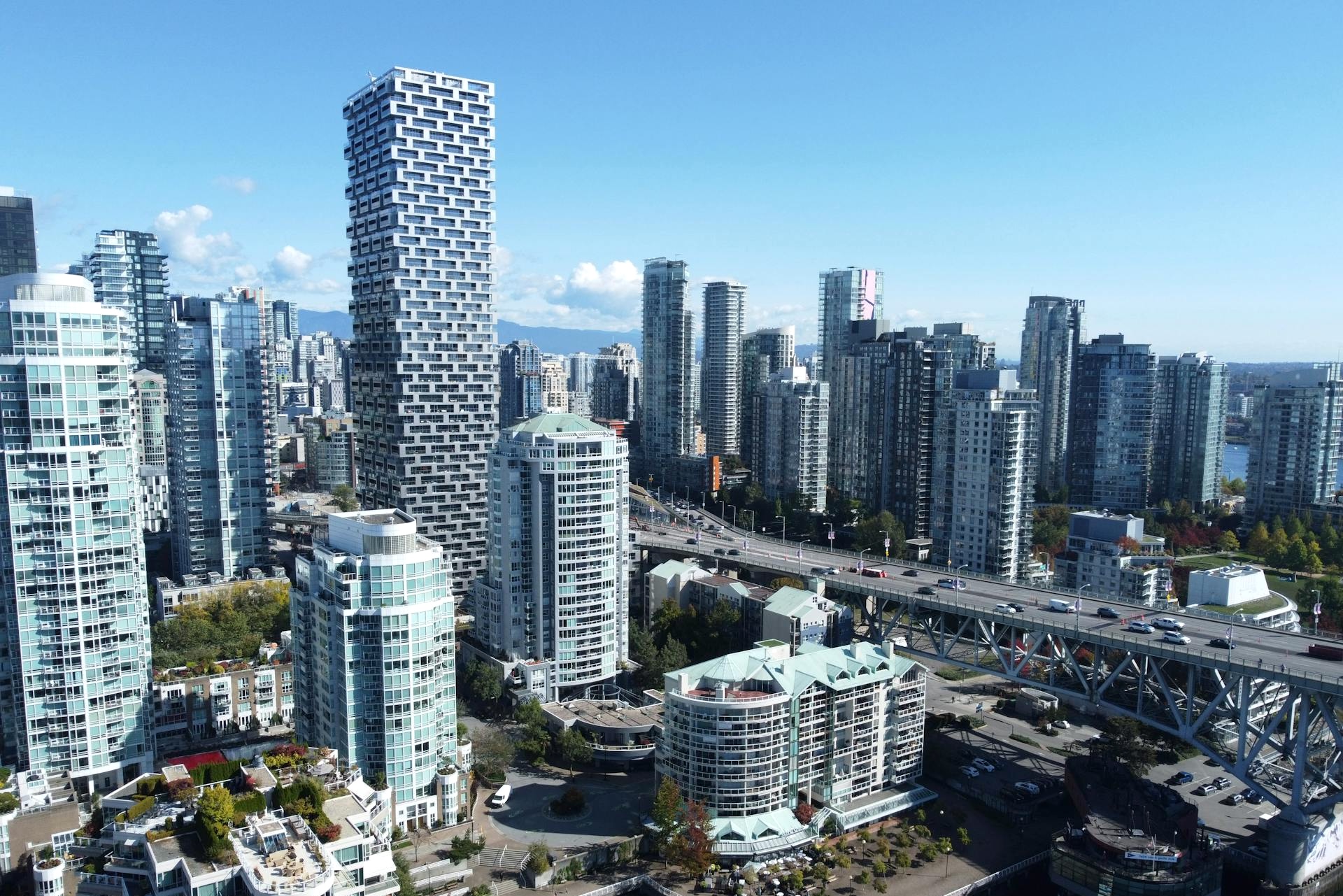 Vancouver Real Estate Prices Hit 56-Month Low, Inventory 38% Above Normal