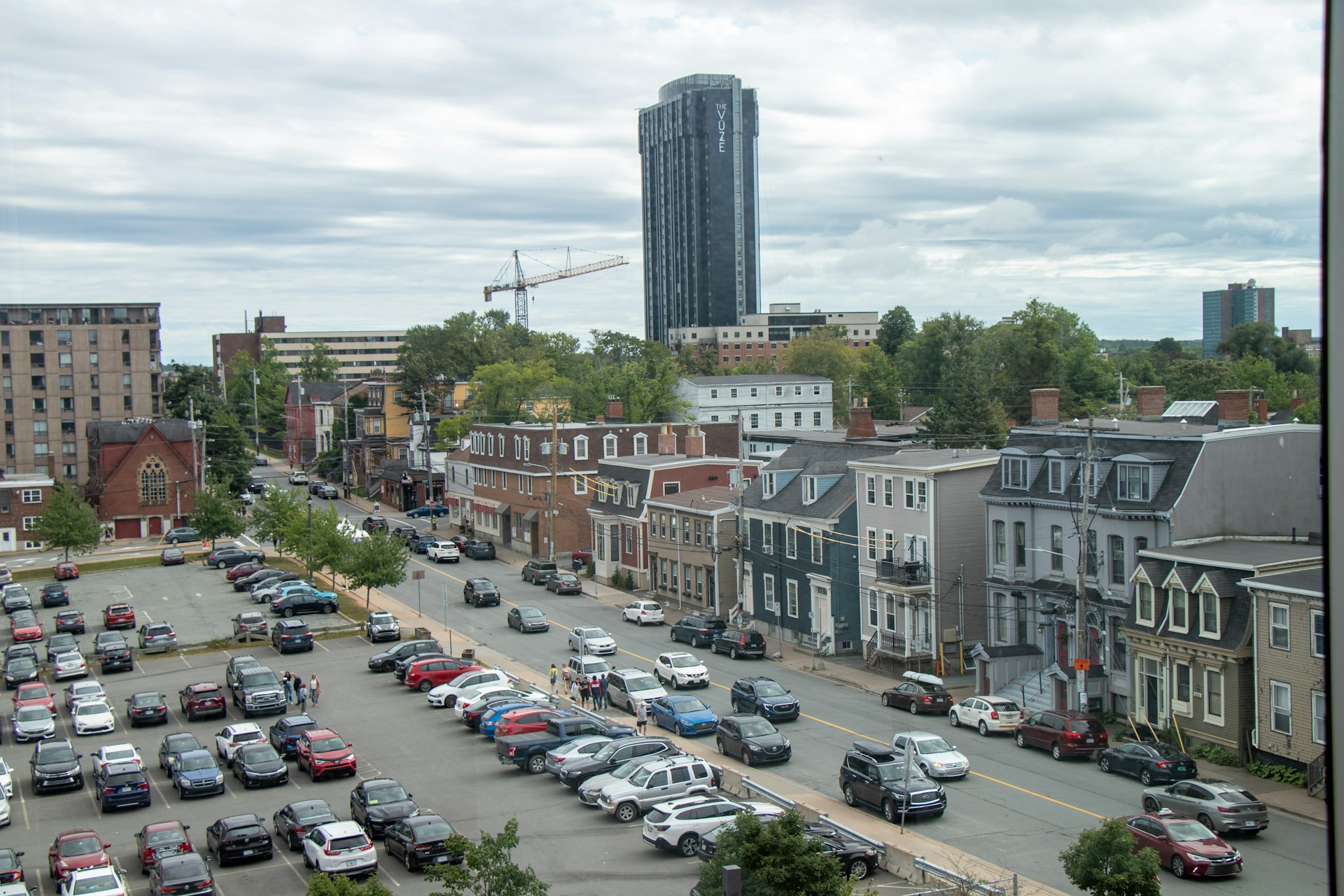 Canadian Affordability Best In 4 Years, Still At 90s Bubble Levels: RBC